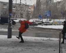 Безжальна стихія атакувала Одесу, дороги перетворилися на ковзанку: відео того, що відбувається