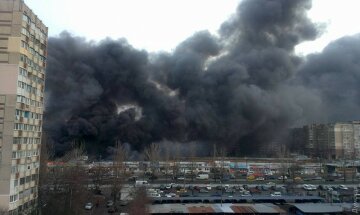 Масштабный пожар в Одессе: жители озвучили опасения