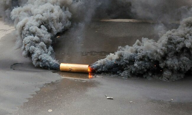 »Началось»: к Порошенко нагрянули вооруженные люди, стягивают армию титушек