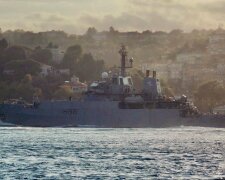 Військові кораблі НАТО увійшли в Чорне море, війська РФ напоготові: кадри того, що відбувається