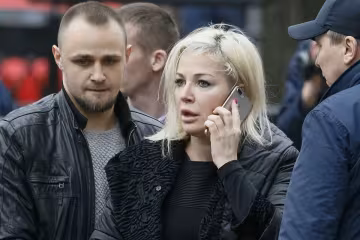 Вдова Вороненкова в паніці: квартиру в Києві захопили, дитину заблокували