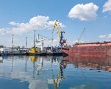 Вивезення зерна з України: ухвалено рішення після обстрілу порту в Одесі