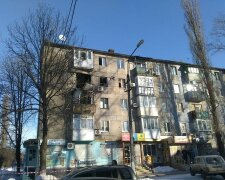 В Авдеевке вот-вот рухнет заселенная многоэтажка (фото)