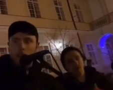 "Кто мне запретит?": в центре Львова избили музыканта за песни на русском языке, видео