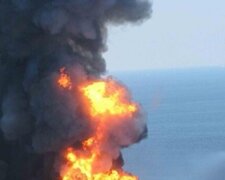 Пожар охватил знаменитый отель у моря в Одессе, спасатели бросились на помощь: кадры ЧП