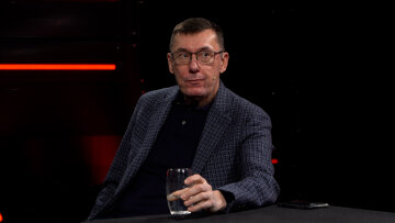 І жаба, і толерантність до корупції чи навіть до злочину у нас родом із СРСР, – Юрій Луценко