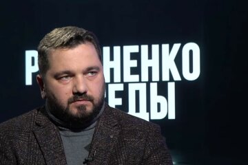Они должны быть по одну сторону баррикад с обществом, - Руслан Рохов