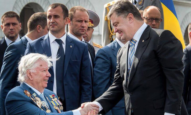 В Украине может появиться улица в честь Порошенко, местные жители в ауте: "посрамлены на всю страну"