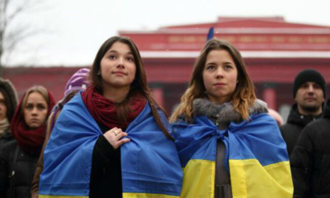 студенты, украинки, девушки