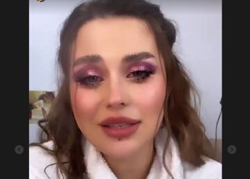 Солістка KAZKA перед ефіром "Танців з зірками" осоромилася, відео: "Спала спідниця..."