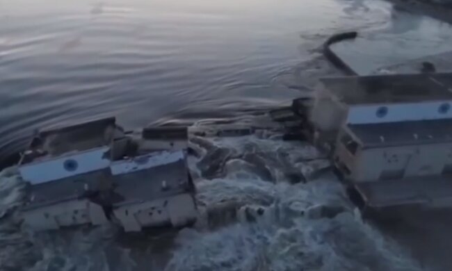 "Это тот военный нюанс": эксперт рассказал, как повлияет на фронт затопление Каховской ГЭС