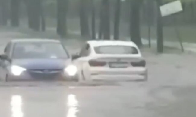 Киев, ливень