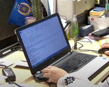 Українцям роздадуть ноутбуки, в Раді прийняли рішення: "Повинен отримати кожен, хто..."