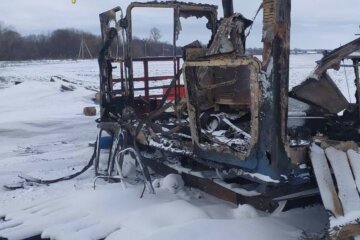 Місцеві побачили лише сліди попелища: під Харковом посеред поля згорів сторож