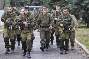 Всеми забытые российские боевики уезжают с Донбасса домой (фото)