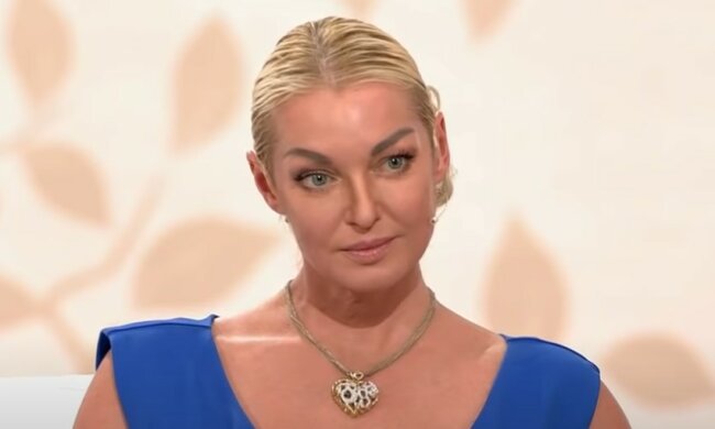 Шалена Волочкова збентежила непристойними рухами тіла: "Люблю бути на..."