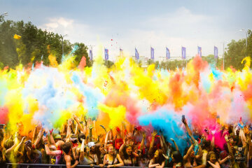 фестиваль красок