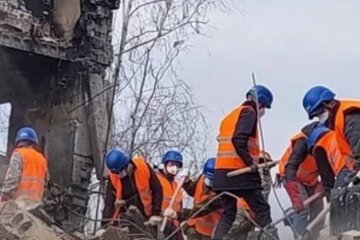 Безробітних українців візьмуть до "Армії відновлення": скільки платитимуть