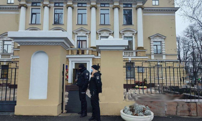 У Дніпрі масова евакуація дітей зі шкіл: що відбувається