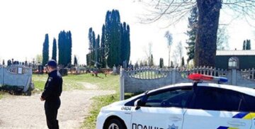 Розбійник атакував молодих одеситок на кладовищі: "розбив пляшку і..."