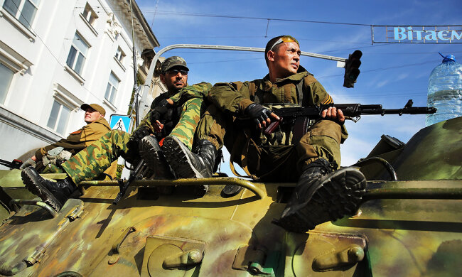 Pro-Russian Separatists Control Eastern Ukraine City Of Lugansk