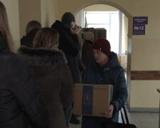 Бесплатные продукты для ВПЛ и пенсионеров в Запорожье