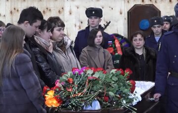 россияне, похороны российского военного