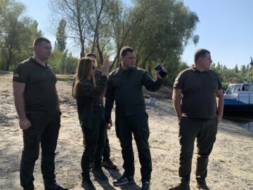 Держекоінспекція здійснює моніторинг екологічного стану води в Десні: встановлено аераційні установки