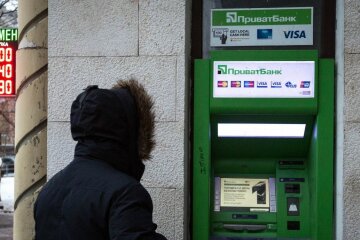 У ПриватБанку розповіли про масштабну шахрайську схему: «пильнуйте за картами»
