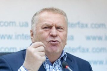 Жириновский размечтался увидеть флаг РФ на балконах украинцев: "можем помочь..."