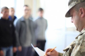 В Україні влаштували облави на призовників, батьки ховають хлопців від військкоматів: в чому справа