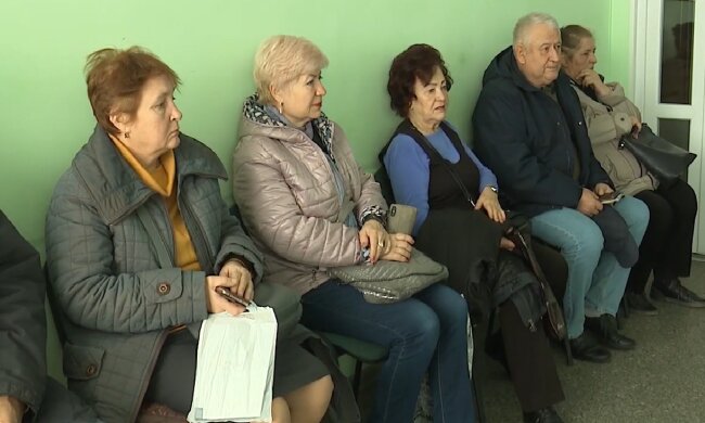 Грошова допомога для пенсіонерів у Дніпропетровській області