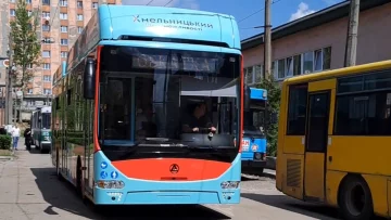 Новий графік руху транспорту в Хмельницькому до 30 жовтня