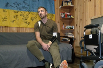 "На адреналине я не чувствовал боли": боец, потерявший руку и обе ноги, рассказал о 14-дневном выживании на островке