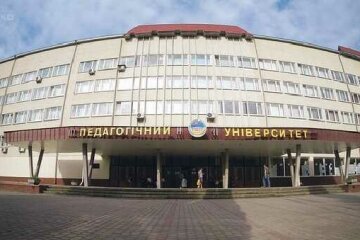 Тернопільський педагогічний закупівельний цирк - ЗМІ