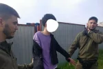 Неадекват влаштував переполох на парковці під Одесою, кадри: "бігав по дахах авто і розбив..."