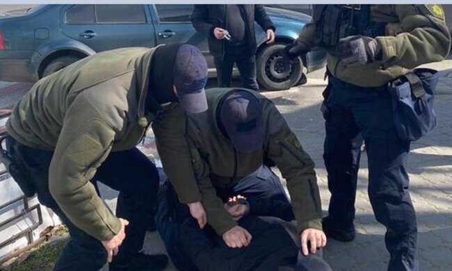 Опасная банда устроила охоту на одесситов, видео: "Заводили беседу, а потом.."