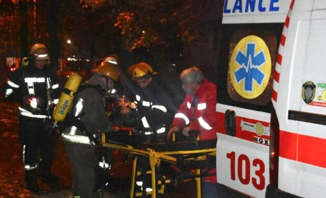 НП в Одесі, люди отруїлися чадним газом: рятувальники терміново провели евакуацію