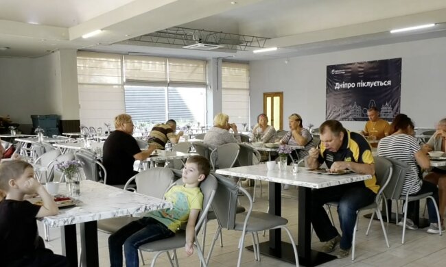 Гуманитарная помощь для ВПЛ и пенсионеров в Днепропетровской области