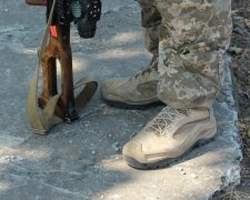 Никаких ярких сумок и изношенной обуви: для военнослужащих ужесточили дресс код