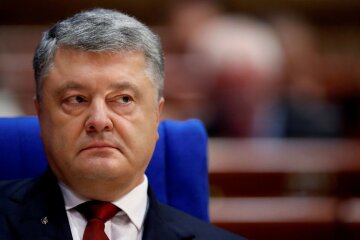 В чому сенс чергової заяви Порошенка?