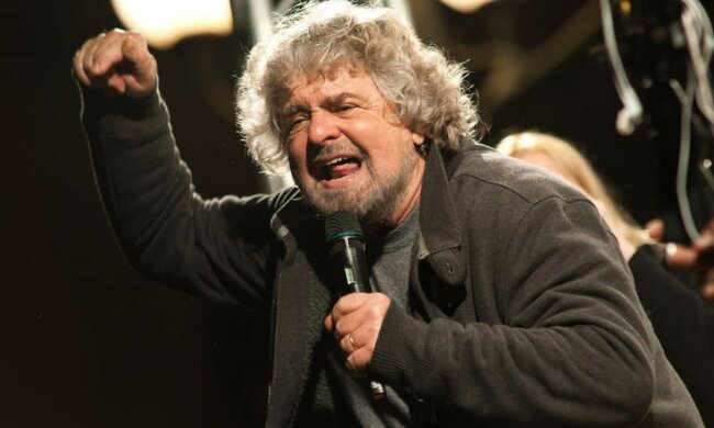 Tsunami Tour, campagna elettorale di M5S