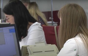 Грошова допомога для людей з інвалідністю в Полтавській області