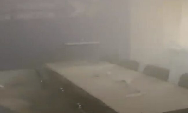 Мощный взрыв разнес офис ОПЗЖ, Кива показал видео из эпицентра ЧП: скандальные подробности