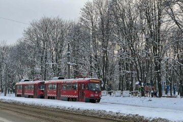 Аварія з мережами призвела до зупинки трамваїв у Дніпрі: термінове попередження