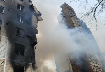 Щільним вогнем накрили 10 населених пунктів: під ударом опинились дитячий садок та житлові будинки, фото
