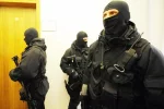 обыск люди в маске