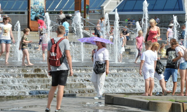 Спека в Києві б'є рекорди: такого не було 135 років