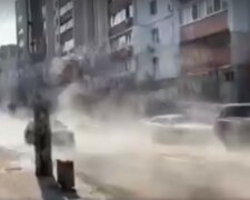 Техногенна катастрофа в Києві: вулиці пішли під воду, відео НП