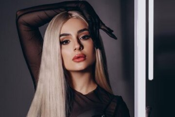 Анна Тринчер
